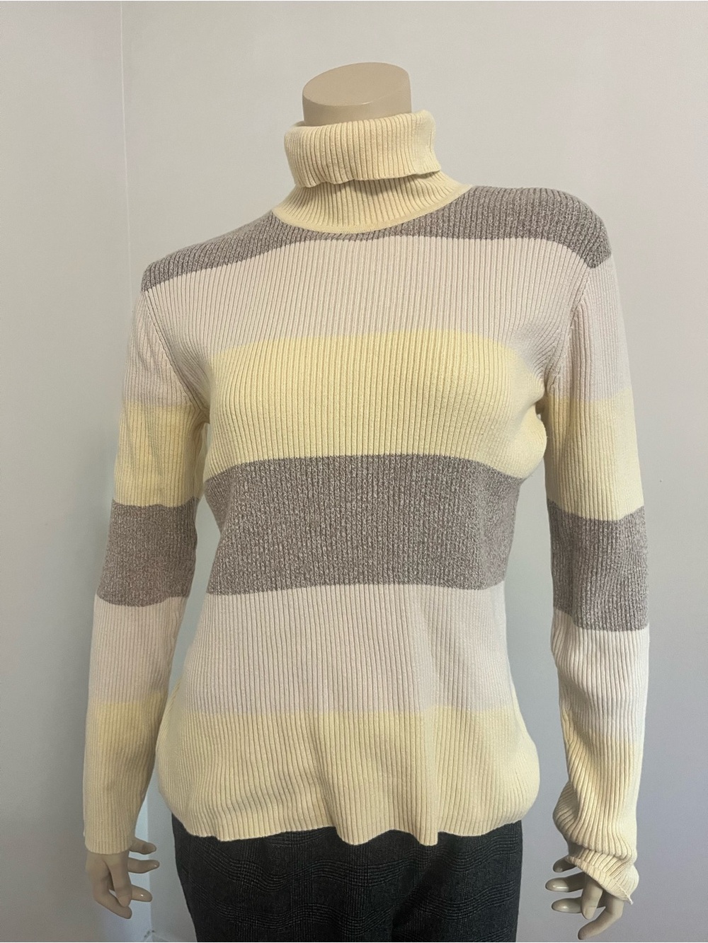 liz & co. Ribbed Turtleneck Sweater in Cream, Gray & Pale Yellow